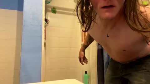 Snapshot of clemsonog chatting on 11/30/25, 09:35 clemsonog online show from 11/30/25, 09:35