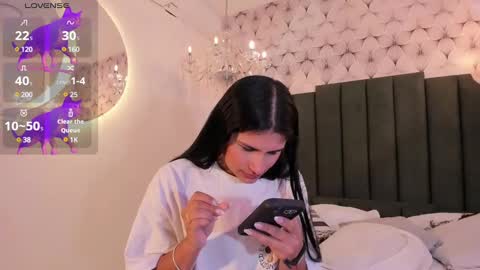 Cleopatra online show from 01/06/25, 07:35