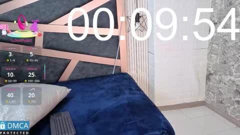 Clhoe online show from 11/05/25, 03:06