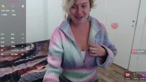 Syl  online show from 09/15/25, 07:41