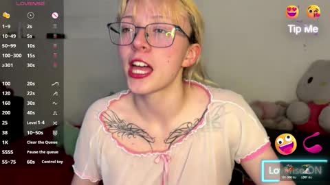  CLOE  online show from 10/27/25, 11:41