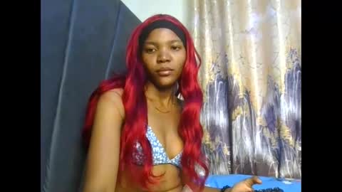 Cloe online show from 11/03/25, 07:42