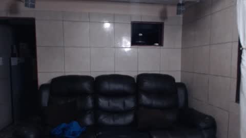 Snapshot of cloudstrife10 chatting on 11/16/25, 08:58 Juank online show from 11/16/25, 08:58