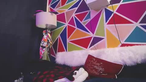 Snapshot of cloudyclearrican chatting on 11/25/25, 12:05 cloudyclearrican online show from 11/25/25, 12:05