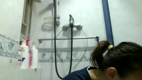 Snapshot of cocacola1668 chatting on 03/05/25, 06:12 Cocacola1668 online show from 03/05/25, 06:12