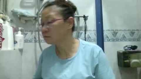 Snapshot of cocacola1668 chatting on 09/19/25, 06:41 Cocacola1668 online show from 09/19/25, 06:41