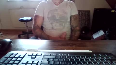 Snapshot of cock4onenight chatting on 09/22/25, 06:04 cock4onenight online show from 09/22/25, 06:04