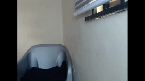 Snapshot of cockfanx chatting on 02/17/25, 12:48 cockfanx online show from 02/17/25, 12:48