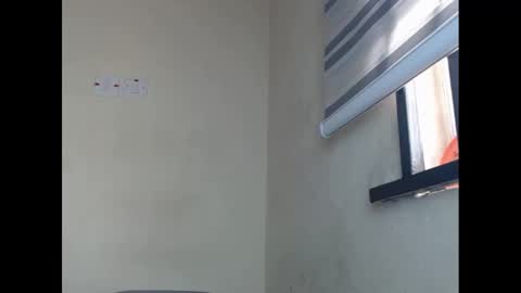 Snapshot of cockfanx chatting on 02/20/25, 02:57 cockfanx online show from 02/20/25, 02:57