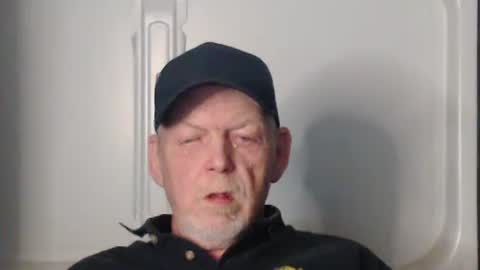 Snapshot of cockreadynow4u chatting on 10/18/25, 06:05 cockreadynow4u online show from 10/18/25, 06:05