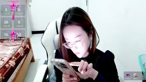 Snapshot of coco_coo chatting on 02/28/25, 07:37 coco online show from 02/28/25, 07:37