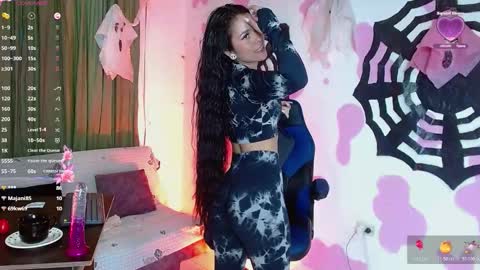 coco_dam online show from 10/30/25, 07:54