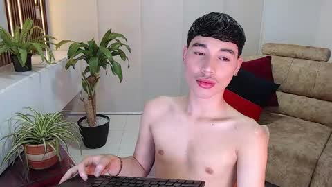 Snapshot of coddy_doll chatting on 09/19/25, 11:05 Coddy online show from 09/19/25, 11:05