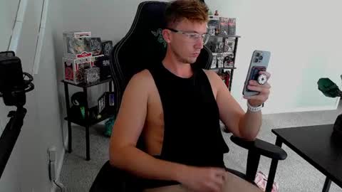 Snapshot of codyt1016 chatting on 09/26/25, 05:39 codyt1016 online show from 09/26/25, 05:39