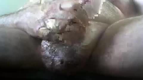 Snapshot of coffee90028 chatting on 10/22/25, 04:29 coffee90028 online show from 10/22/25, 04:29