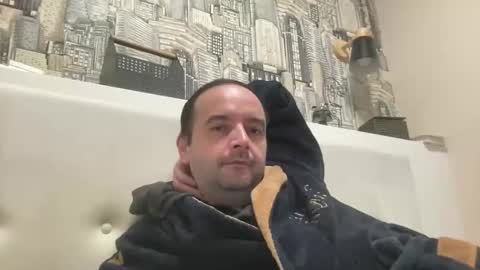 Snapshot of colambus555 chatting on 10/08/25, 07:44 colambus555 online show from 10/08/25, 07:44