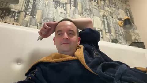 Snapshot of colambus555 chatting on 10/19/25, 05:02 colambus555 online show from 10/19/25, 05:02