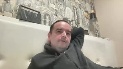 Snapshot of colambus555 chatting on 11/19/25, 08:20 colambus555 online show from 11/19/25, 08:20