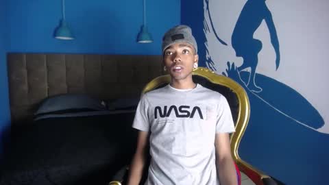 Snapshot of collemanstone chatting on 11/04/25, 12:59 CollemanStone online show from 11/04/25, 12:59