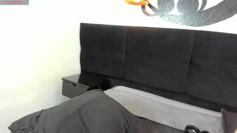Snapshot of collinstone chatting on 02/05/25, 10:55 collinstone online show from 02/05/25, 10:55