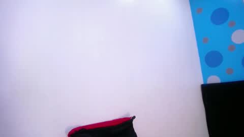 Snapshot of collinstone chatting on 03/02/25, 11:31 collinstone online show from 03/02/25, 11:31