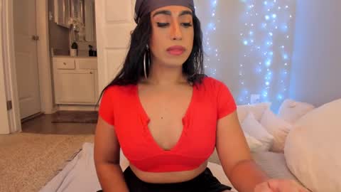 Snapshot of colombiantexas chatting on 01/15/25, 04:57 ........ Instagram Lorysexys online show from 01/15/25, 04:57