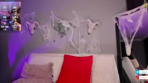 colstorw_ online show from 10/28/25, 10:41