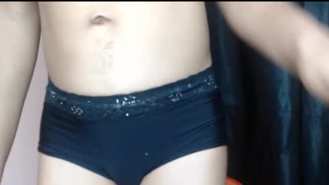 Snapshot of coltish_sexy chatting on 01/09/25, 09:37 coltish_sexy online show from 01/09/25, 09:37