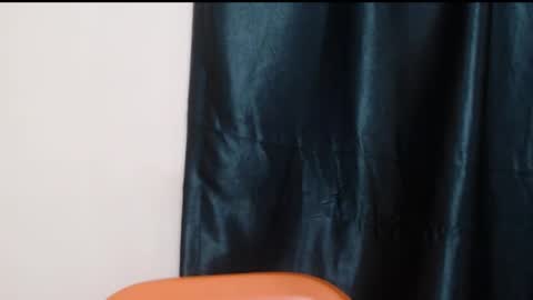 Snapshot of coltish_sexy chatting on 01/09/25, 04:17 coltish_sexy online show from 01/09/25, 04:17