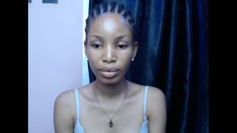 Snapshot of coltish_sexy chatting on 02/19/25, 11:38 coltish_sexy online show from 02/19/25, 11:38