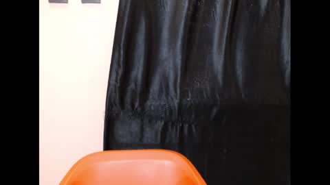 Snapshot of coltish_sexy chatting on 03/05/25, 09:16 coltish_sexy online show from 03/05/25, 09:16