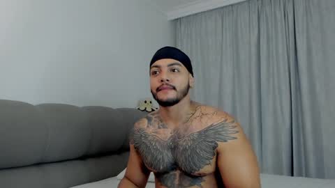 Snapshot of colton_mars chatting on 01/29/25, 02:40 Jhoan online show from 01/29/25, 02:40