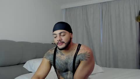 Snapshot of colton_mars chatting on 02/05/25, 02:16 Jhoan online show from 02/05/25, 02:16