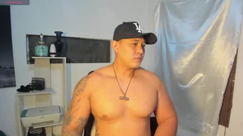 Snapshot of coltonmassif_ chatting on 12/13/24, 07:25 coltonmassif_ online show from 12/13/24, 07:25