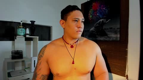 Snapshot of coltonmassif_ chatting on 01/18/25, 08:52 coltonmassif_ online show from 01/18/25, 08:52