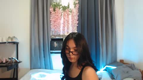 Snapshot of come_wet_me chatting on 03/12/25, 02:12 come_wet_me online show from 03/12/25, 02:12