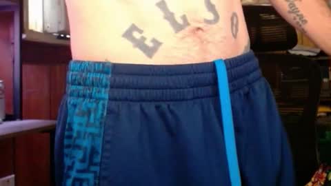 Snapshot of comic_king27 chatting on 10/19/25, 01:12 Nelson or ComicKing and sometime Peachy143 online show from 10/19/25, 01:12