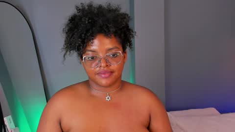Snapshot of conielaurenth chatting on 01/30/25, 04:06 conielaurenth online show from 01/30/25, 04:06
