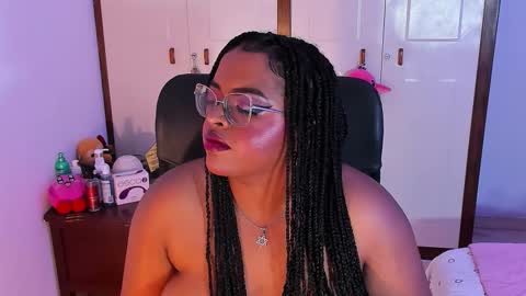 Snapshot of conielaurenth chatting on 09/15/25, 01:38 conielaurenth online show from 09/15/25, 01:38