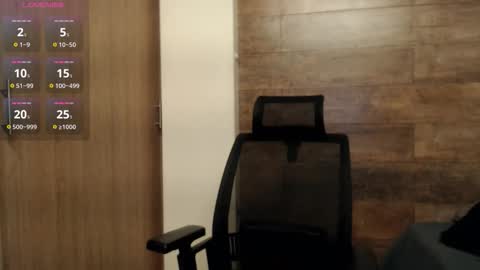 connor_h1 online show from 10/12/25, 02:10