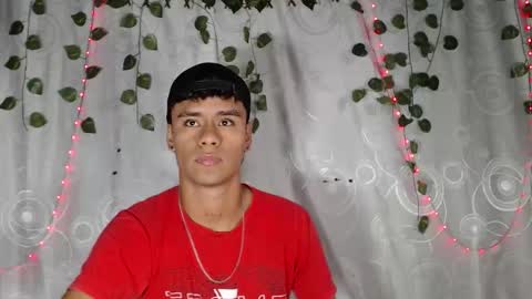 Snapshot of connor_michael chatting on 11/21/25, 07:23 connor_michael online show from 11/21/25, 07:23