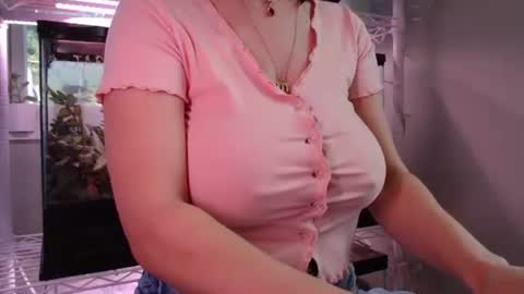 ANR Mommy online show from 10/12/25, 07:57