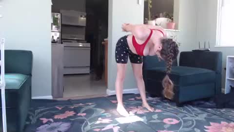 ANR Mommy online show from 10/17/25, 04:31