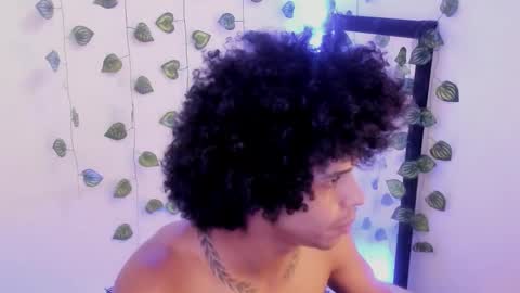 Snapshot of cookedcock chatting on 10/17/25, 01:35 Aaron  online show from 10/17/25, 01:35