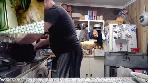 Snapshot of cookieliquor chatting on 02/07/25, 02:58 Cookie - I do cooking streams occasionally. Next stream online show from 02/07/25, 02:58