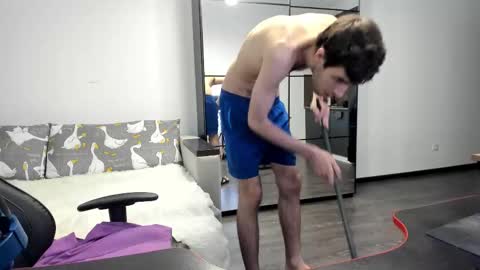 Snapshot of cookies_boys chatting on 11/18/25, 06:40 cookies_boys online show from 11/18/25, 06:40