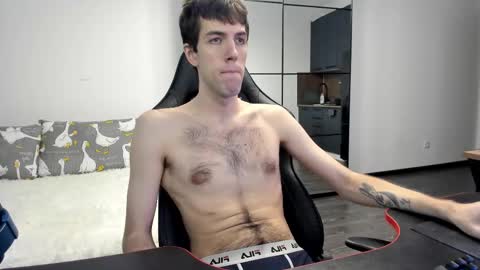 Snapshot of cookies_boys chatting on 11/19/25, 06:24 cookies_boys online show from 11/19/25, 06:24