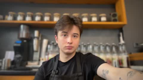 Lisa and Alen online show from 02/13/25, 08:38