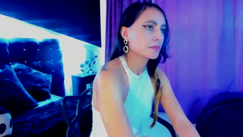 Coral  online show from 02/06/25, 04:14