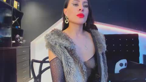 Coral  online show from 03/12/25, 03:29